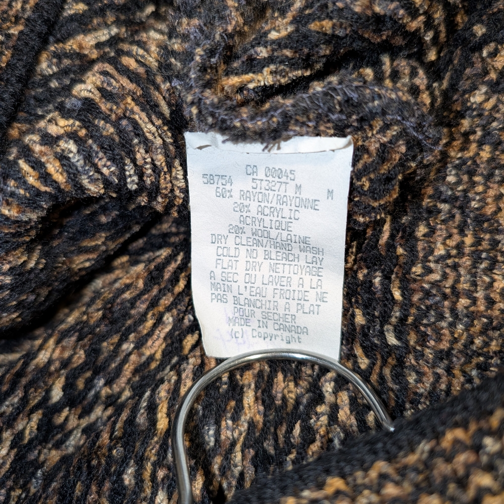 Men's Crewneck Tundra Sweater - Black and Brown - Picture 4 of 4